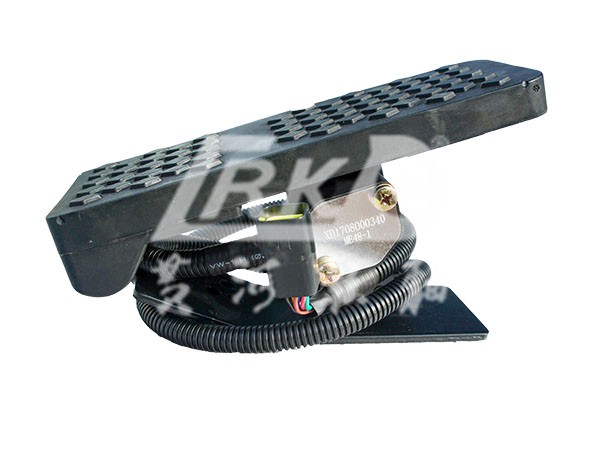 汽車(chē)電子油門(mén)加速器有用嗎？